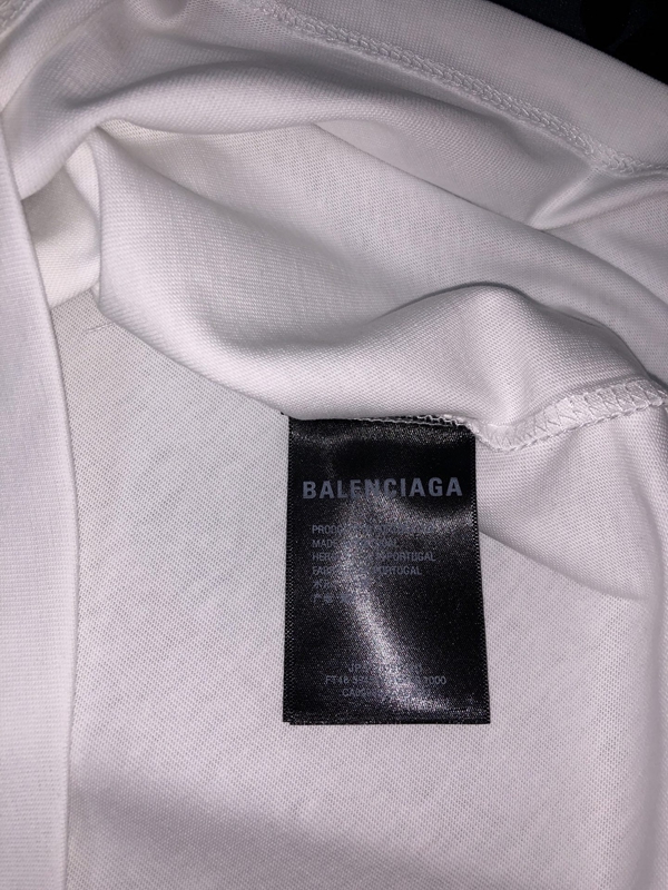 ブランドTシャツ着用イメージ